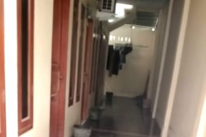 kamar lain